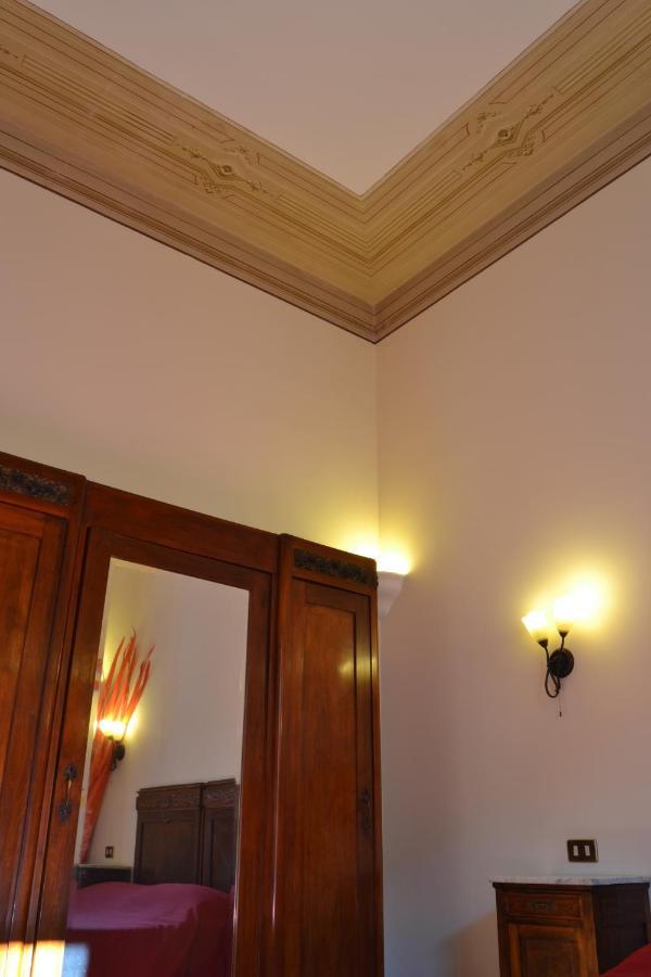 B&B Novecento Palermo Phòng bức ảnh